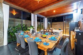 Melasti Beach Villa