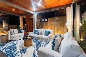 Melasti Beach Villa