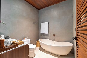 Melasti Beach Villa