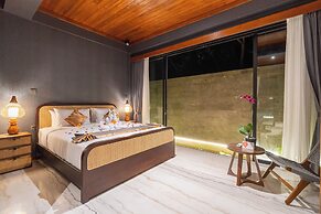 Melasti Beach Villa