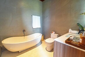 Melasti Beach Villa