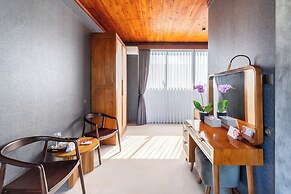 Melasti Beach Villa