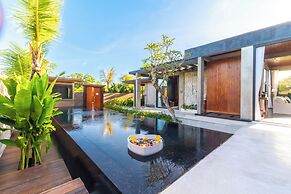Melasti Beach Villa