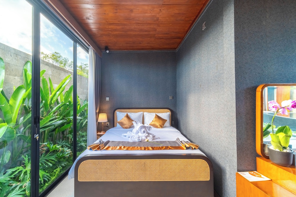 Melasti Beach Villa