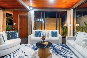 Melasti Beach Villa