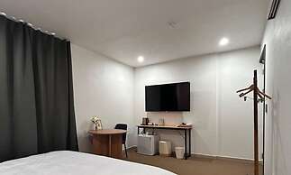 Brown Dot Hotel Geoje Gohyeon Branch
