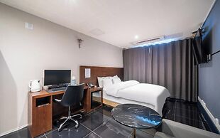 Brown Dot Hotel Pyeongtaek Godeok