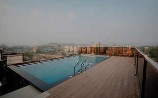 Hotel Eagle Empire
