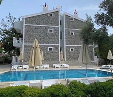 Gökmen Apartments