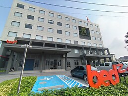Bedz  Hotel Ban Bueng