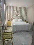 Entire 2 Bedroom Apartment