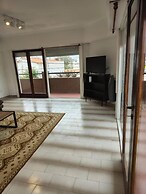 Entire 2 Bedroom Apartment