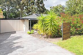 Home among the Gum Trees - free wine