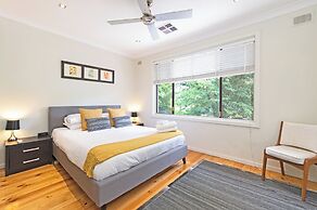 Home among the Gum Trees - free wine