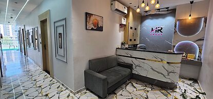 Hotel HR Town