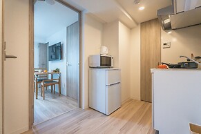 ESLEAD HOTEL Namba East