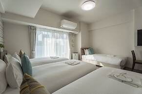ESLEAD HOTEL Namba East