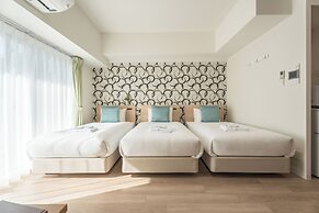 ESLEAD HOTEL Namba East