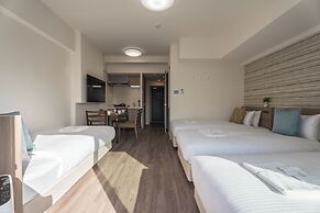 ESLEAD HOTEL Namba East