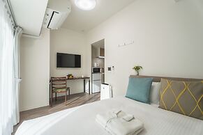 ESLEAD HOTEL Namba East