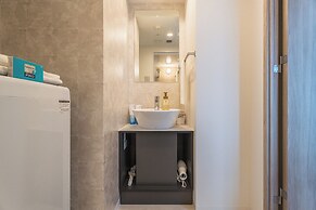 ESLEAD HOTEL Namba East
