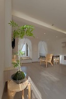 YLiving Serviced Apartment