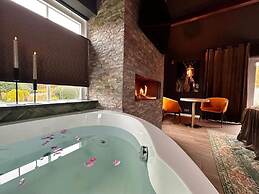 Wellness Tuin  Luxury Suites & Lodges