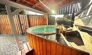 Wellness Tuin  Luxury Suites & Lodges