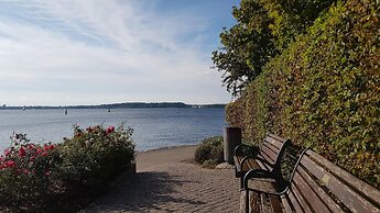 Heikendorf by Belvilla Double Room With Sea View