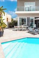 Villa Ixoria