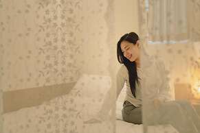 HOTEL DAUN GURI