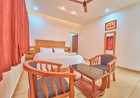 Munnar Ice Pellets Resort with Pool