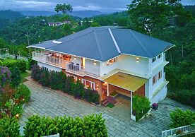 Munnar Ice Pellets Resort with Pool