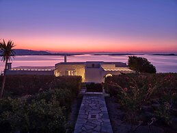 Seafront Villa Thea -island Living-