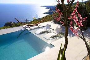 Anemos Luxury Villas