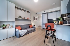 Luxury Waterfront Studio Balcony&Parking