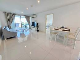 1 Bedroom Beachside Condo in Cha-am