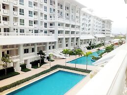 1 Bedroom Beachside Condo in Cha-am