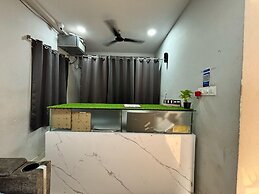 Hotel O Madhapur - Borabanda