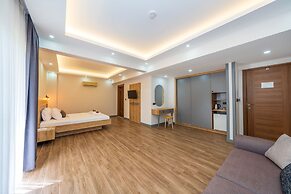 Gokcen Hotel & Aparments