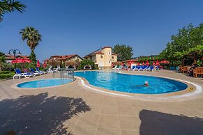 Gokcen Hotel & Aparments