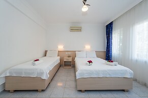 Gokcen Hotel & Aparments