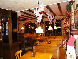Belvilla Heiderhof Double Room Disability Access