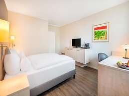 Sunday Hotel Bielefeld Standard King Room