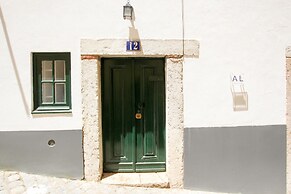 Nomad s Castel Lisbon - The Solo