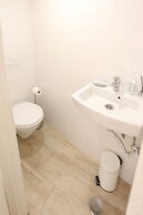 Nomad s Castel Lisbon - The Solo