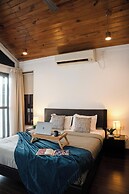 Staymaster Water Wave 3BR Villa