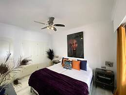 Large Group Puerto Banus 10 Rooms Pool