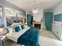 Large Group Puerto Banus 10 Rooms Pool