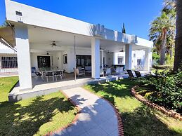 Large Group Puerto Banus 10 Rooms Pool